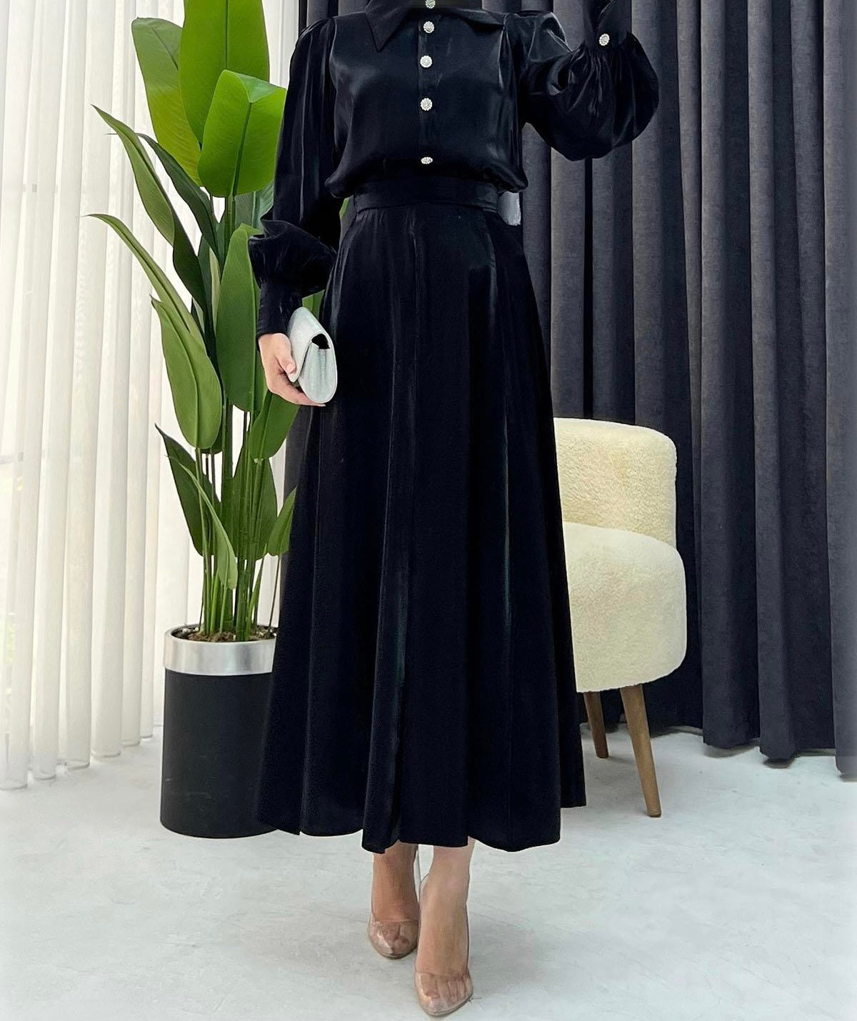 Ensemble chemise et jupe noir