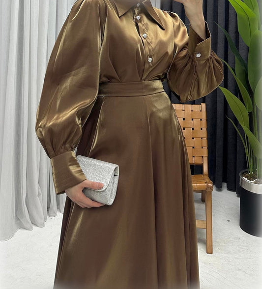 Ensemble chemise et jupe marron